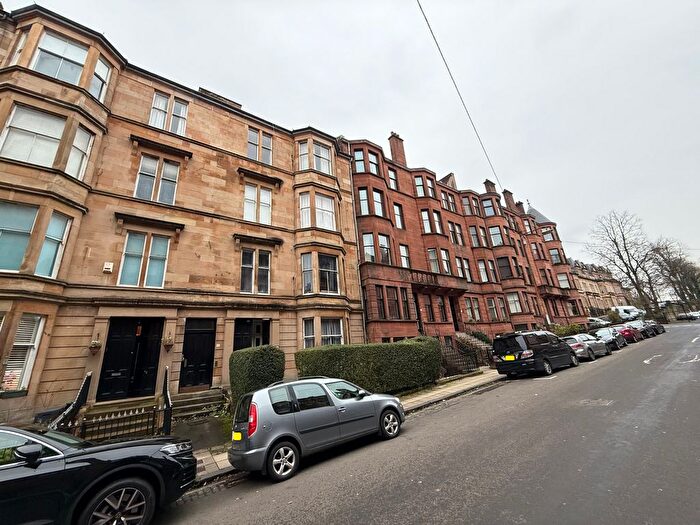 3 Bedroom Flat To Rent In Kersland Street, Glasgow, G12