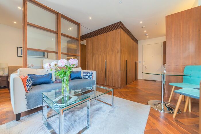 1 Bedroom Flat To Rent In Ambassador Building, New Union Square, London, SW11