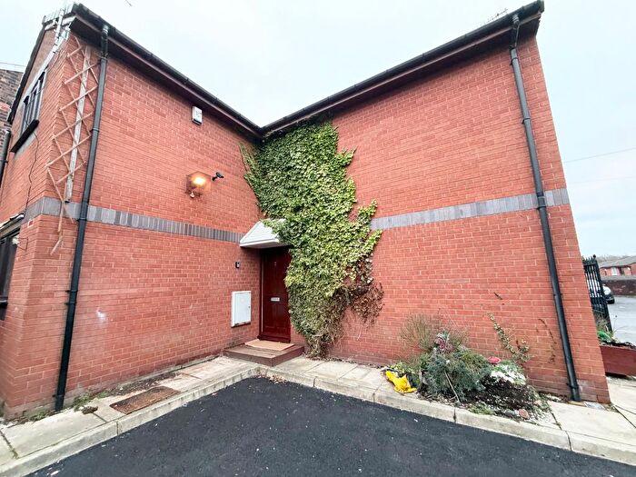 1 Bedroom Flat To Rent In West Street, St. Helens, WA10