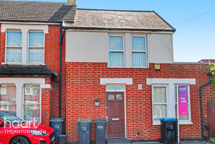 2 Bedroom End Of Terrace House For Sale In Northwood Road, Thornton Heath, CR7