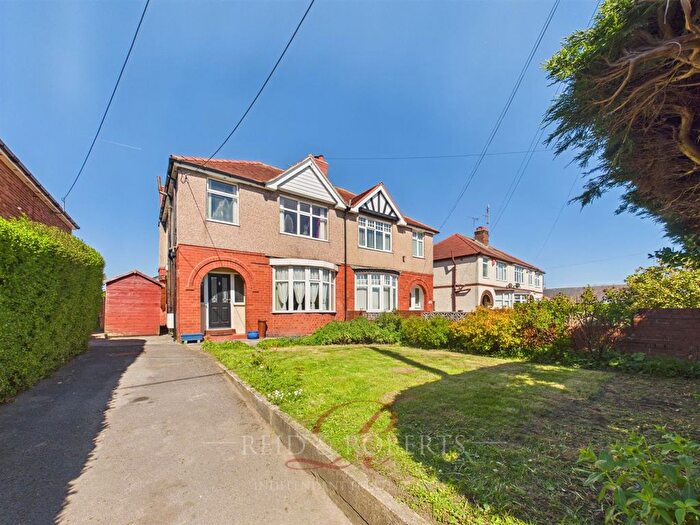 3 Bedroom Property For Sale In Chester Road, Mold, CH7