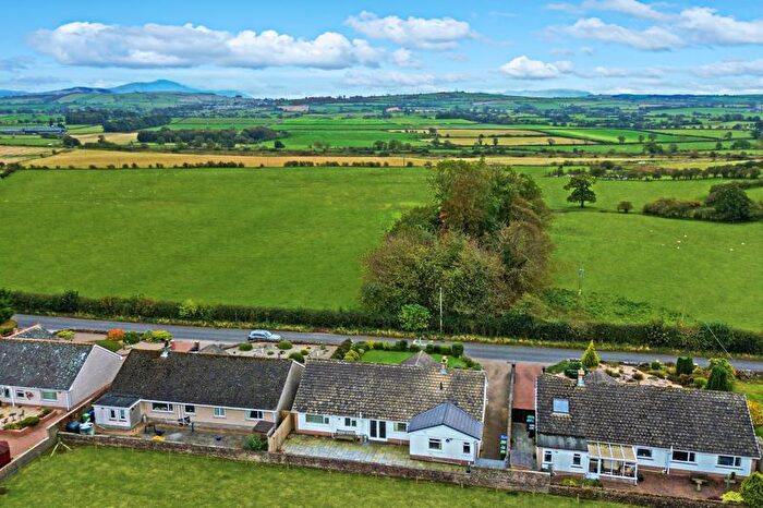 4 Bedroom Detached Bungalow For Sale In Brayton Gardens, Aspatria, Wigton, CA7