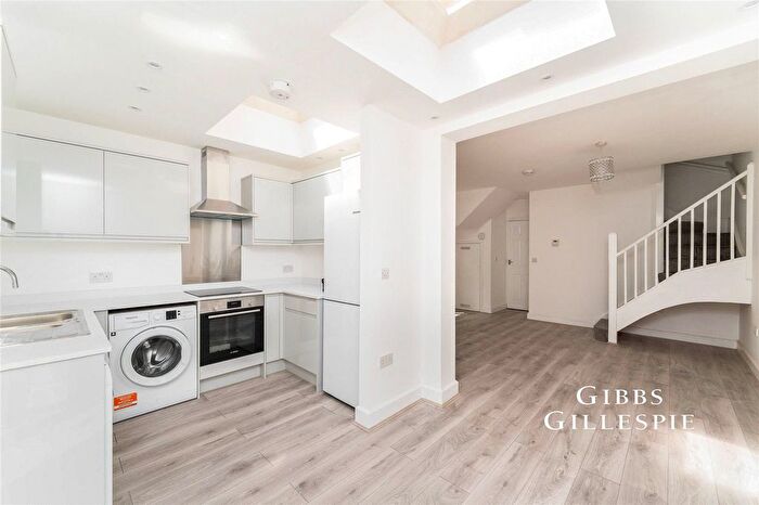 2 Bedroom Flat To Rent In Creffield Road, London, W5