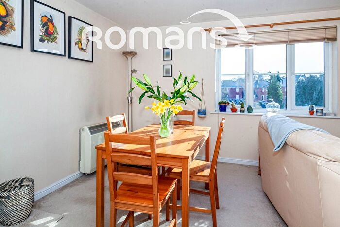 2 Bedroom Flat To Rent In Bosworth Court, Bath Road, Slough, SL1