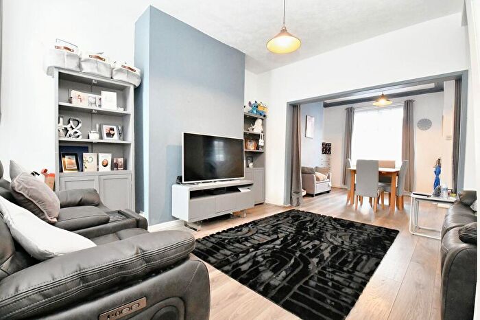 2 Bedroom Terraced House For Sale In Wychbury Street, Salford, M6