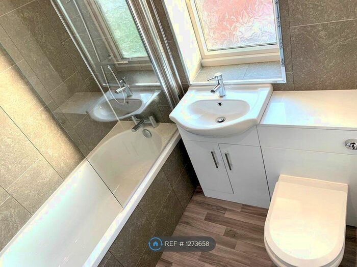 2 Bedroom Semi-Detached House To Rent In Barsby Green, Middlesbrough TS3