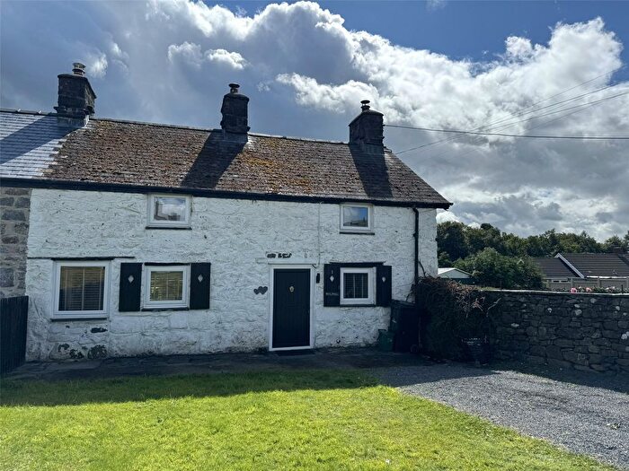 3 Bedroom End Terrace House For Sale In Cwmllinau, Machynlleth, Powys, SY20