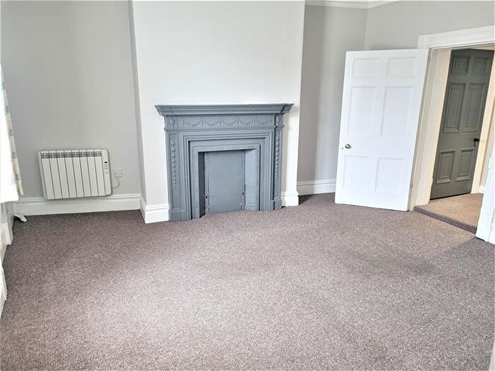 2 Bedroom Flat To Rent In South Brink, Wisbech, PE13