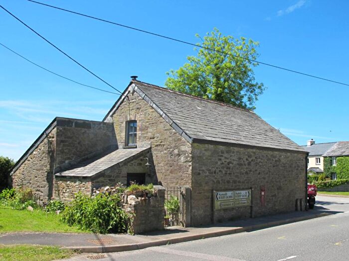 Detached House For Sale In Bray Shop, Callington., PL17