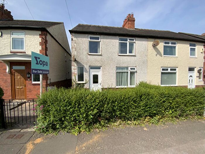 3 Bedroom Semi-Detached House For Sale In Leake Road, Nottingham, NG11