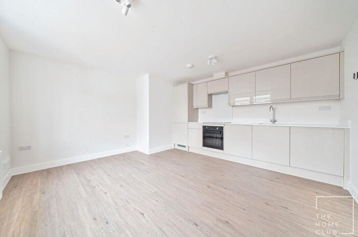 1 Bedroom Apartment To Rent In Victoria Road, GU14
