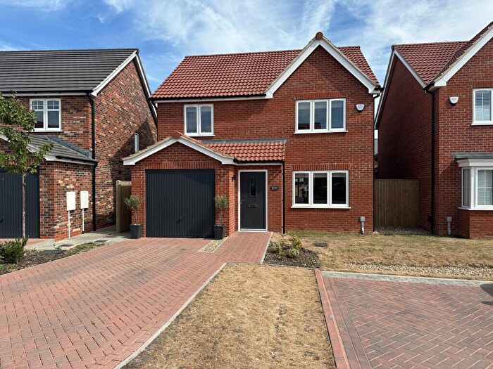 4 Bedroom Detached House For Sale In Goldfinch Grove, Waltham, DN37