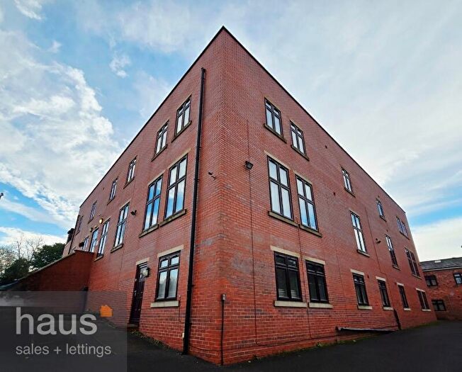 3 Bedroom Apartment To Rent In Parkview, Cardigan Lane, Burley, Leeds, LS4