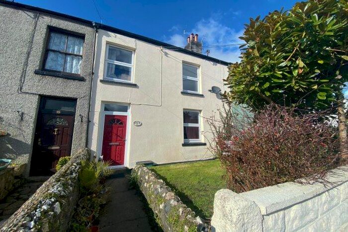3 Bedroom Property To Rent In Chapel Street, Tavistock, PL19