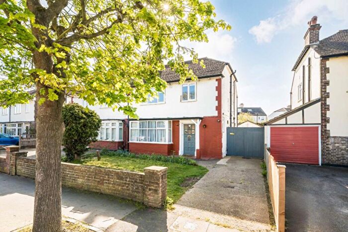 4 Bedroom House For Sale In Selwood Road, Croydon, CR0