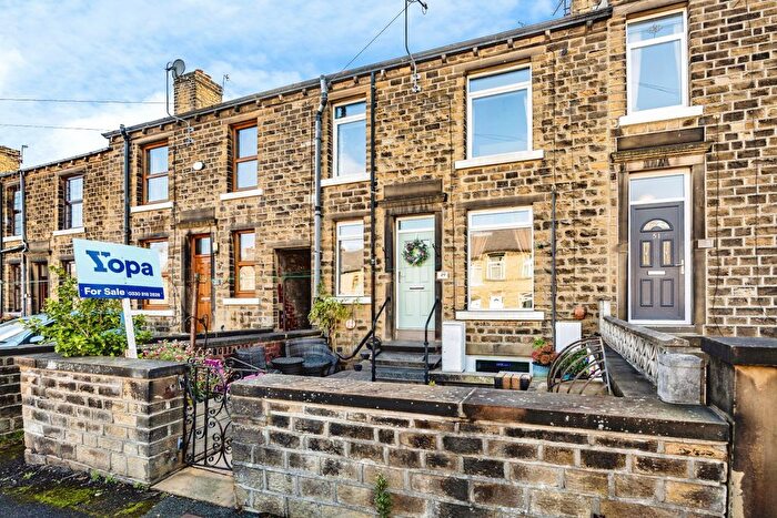 2 Bedroom Terraced House For Sale In Belton Street, Huddersfield, HD5
