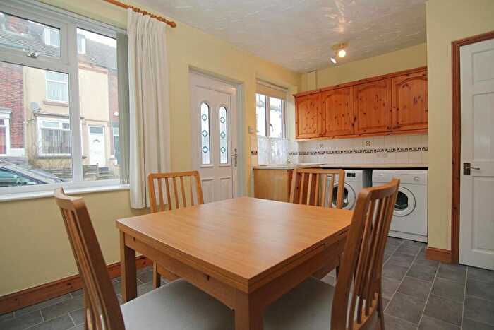 3 Bedroom Terraced House For Sale In Stanningley Road, Leeds, LS13