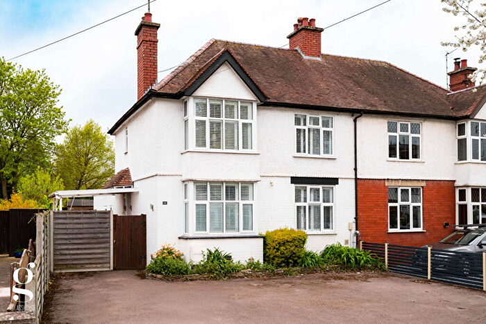 5 Bedroom Semi Detached House For Sale In Greyfriars Avenue, Hereford, HR4