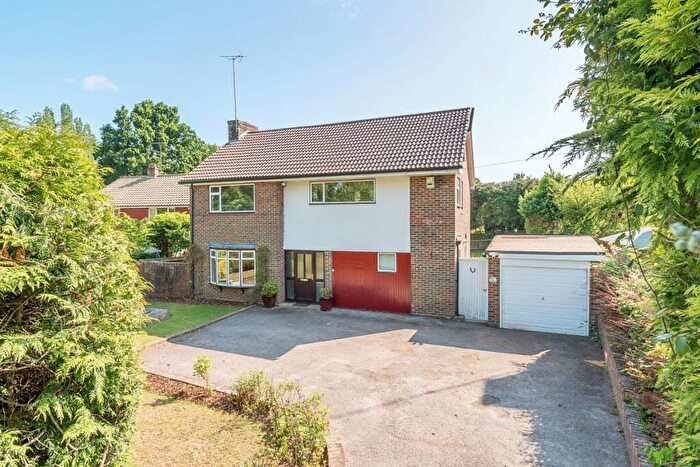 4 Bedroom Detached House To Rent In Balcombe Road Haywards Heath, RH16