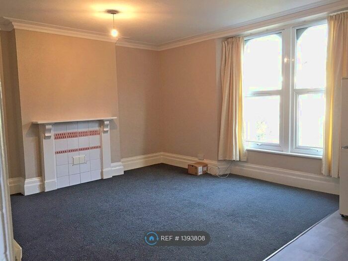 1 Bedroom Flat To Rent In Cotham Brow, Bristol, BS6