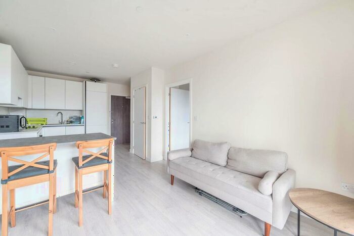 1 Bedroom Flat To Rent In Henry Strong Road, Harrow, HA1