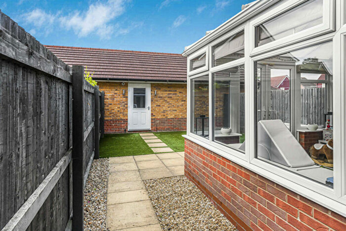 3 Bedroom Semi-Detached House For Sale In Miles East, Didcot, OX11