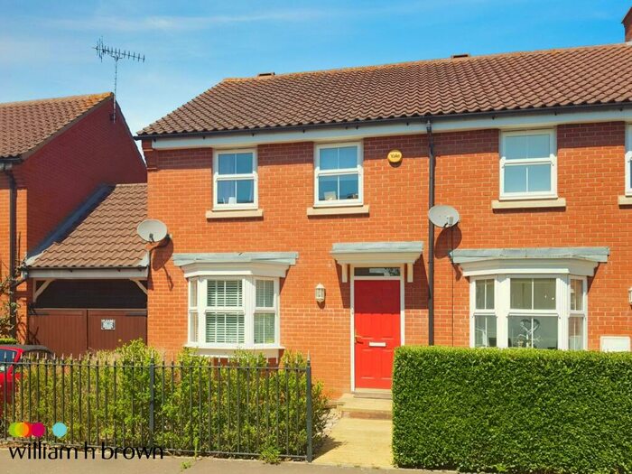 3 Bedroom House To Rent In Fayrewood Drive, Great Leighs, Chelmsford, CM3