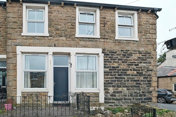 2 Bedroom End Of Terrace House To Rent In Water Street, Earby, Barnoldswick, Lancashire, BB18