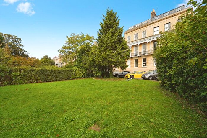 1 Bedroom Flat For Sale In Lansdown Place, Cheltenham, Gloucestershire, GL50