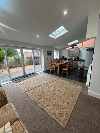 4 Bedroom Detached House To Rent In Talbot Road, Winton, Bournemouth, BH9
