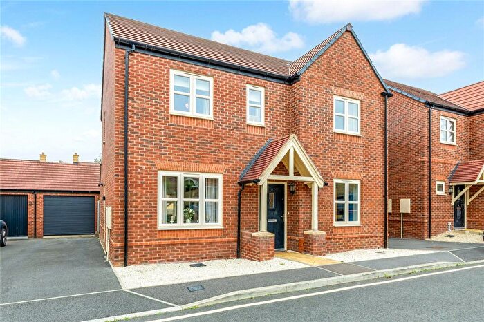 4 Bedroom Detached House For Sale In Renown Court, Long Hanborough, Witney, Oxfordshire, OX29