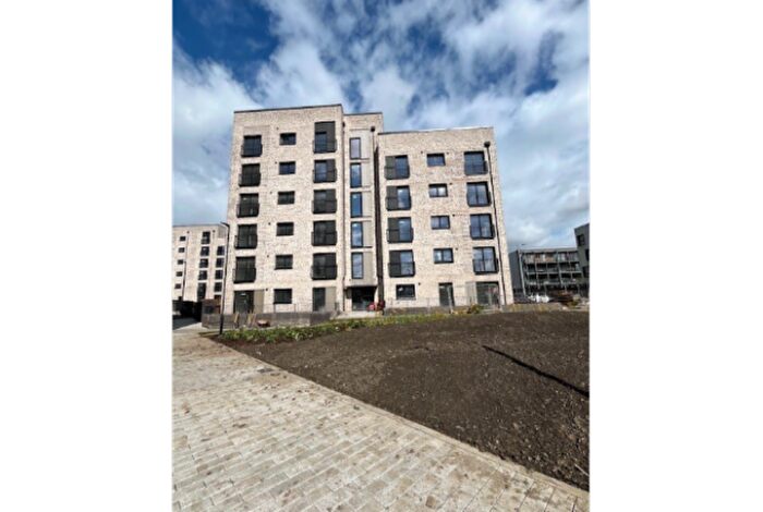 2 Bedroom Flat To Rent In , Armour Street, G31