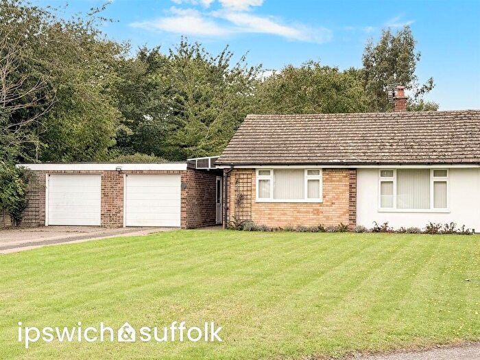 3 Bedroom Semi-Detached House For Sale In Collimer Close, Chelmondiston, IP9