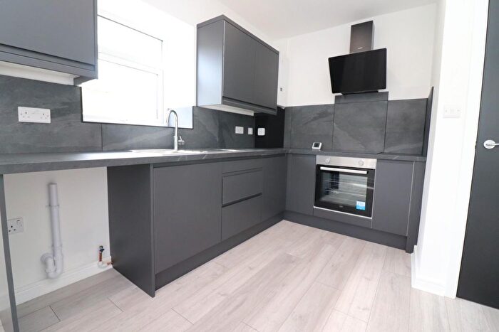 3 Bedroom Flat To Rent In Whitehall Street, Darwen, BB3
