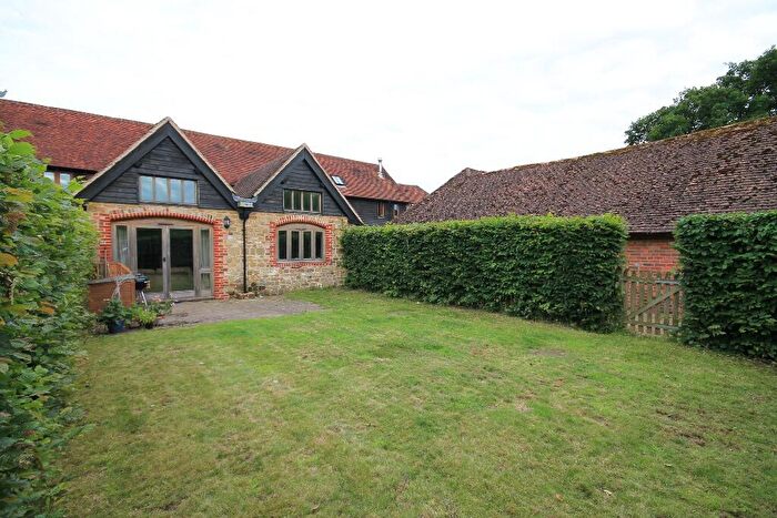2 Bedroom Barn Conversion To Rent In Hollycombe, Liphook, GU30