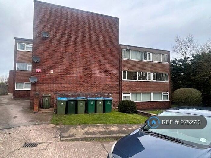2 Bedroom Flat To Rent In Comrie Close, Coventry, CV2