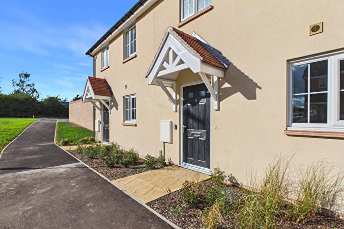3 Bedroom Terraced House For Sale In Bar Close, Thurston, IP31