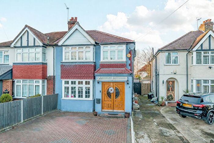 5 Bedroom Semi Detached House For Sale In Grange Road, Hayes, UB3