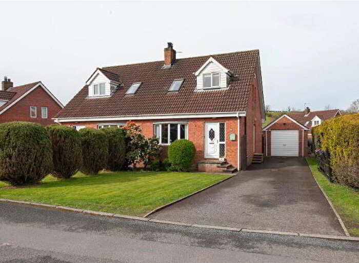 3 Bedroom Semi-Detached House For Sale In Ashburn, Ballynahinch, BT24