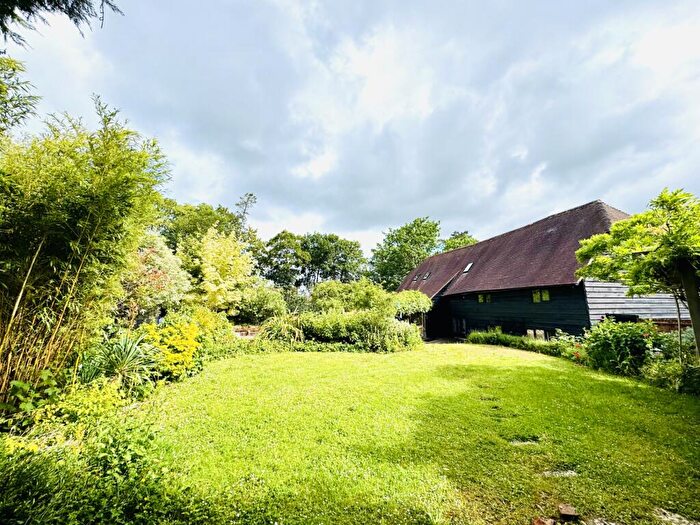 5 Bedroom Detached House For Sale In London Road, Hook, RG27