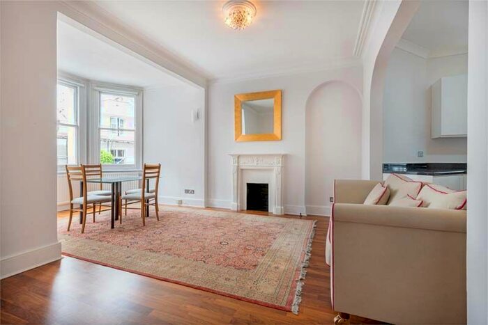 1 Bedroom Flat To Rent In Joubert Mansions, Jubilee Place, Chelsea, London, SW3