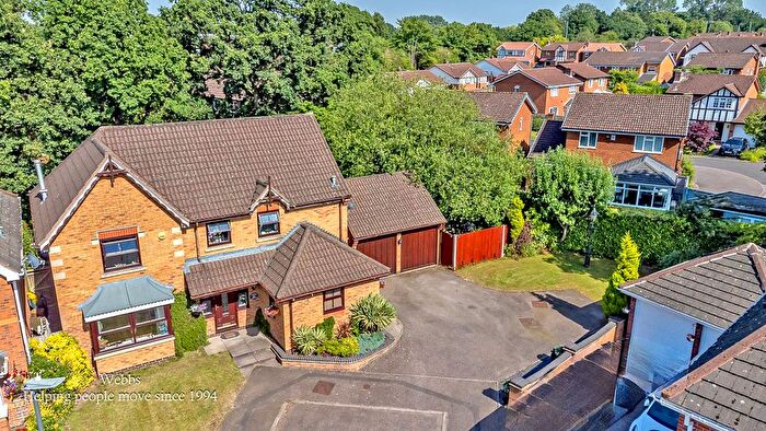 5 Bedroom Detached House For Sale In Redbourne Road, Turnberry / Bloxwich, WS3