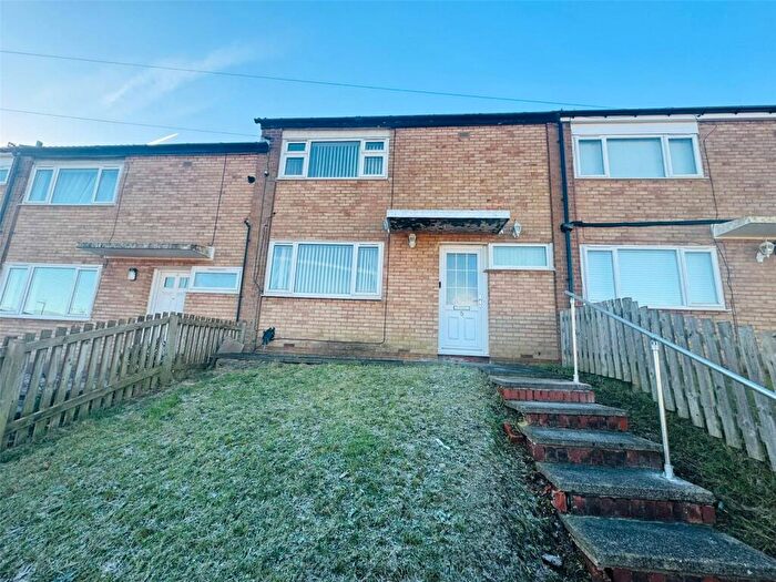 2 Bedroom Terraced House To Rent In Farndale Square, Leeds, LS14