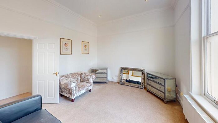 1 Bedroom Flat To Rent In Apartment C Beedham House, Derby Road, Nottingham, Nottinghamshire, NG7