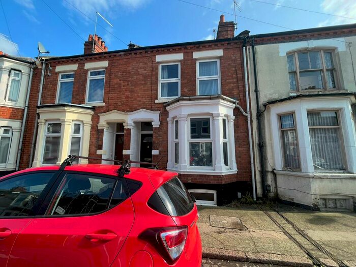 2 Bedroom House To Rent In Lea Road, Northampton, NN1