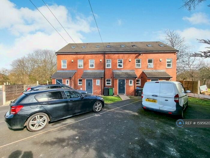 3 Bedroom Terraced House To Rent In Hollins Mews, Radcliffe, Manchester, M26