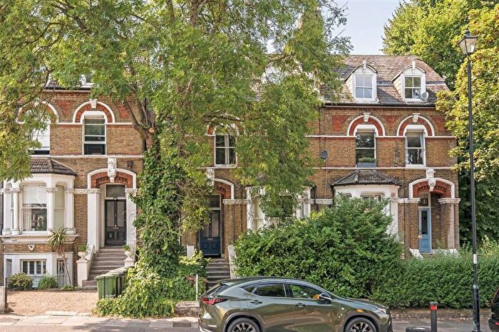 2 Bedroom Flat For Sale In Pepys Road, New Cross, SE14