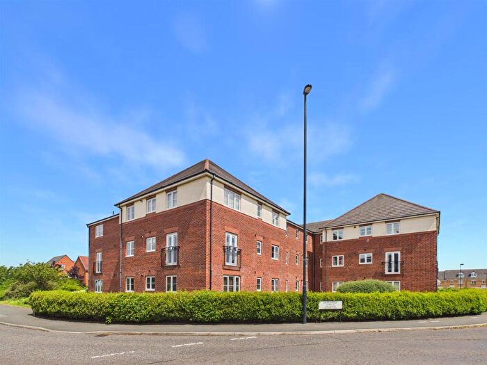 2 Bedroom Apartment For Sale In Dukesfield, Shiremoor, NE27