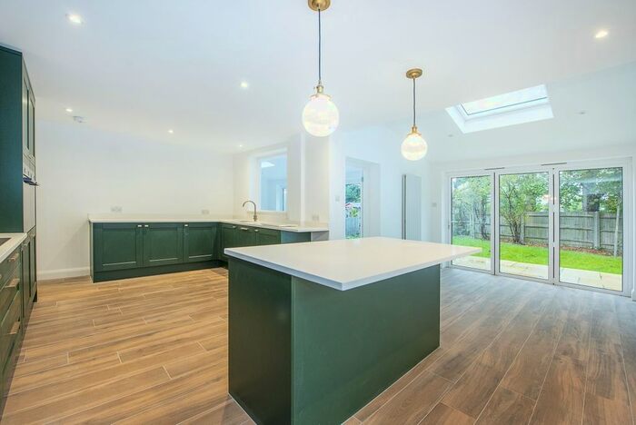 4 Bedroom Semi-Detached House To Rent In Beverley Way, London, SW20