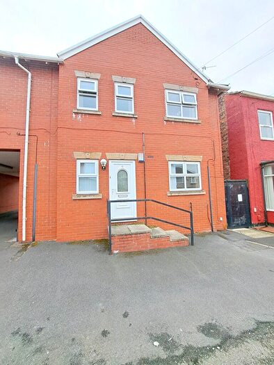 2 Bedroom Apartment To Rent In Ancaster Road, L17